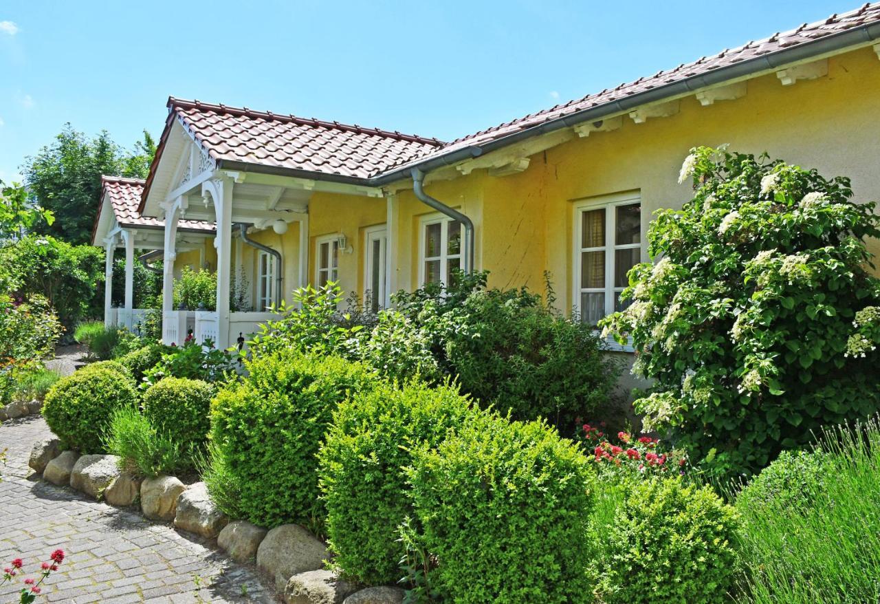 Deb 043 Ferienwohnungen Im Ostseebad Goehren Landhaus Екстериор снимка